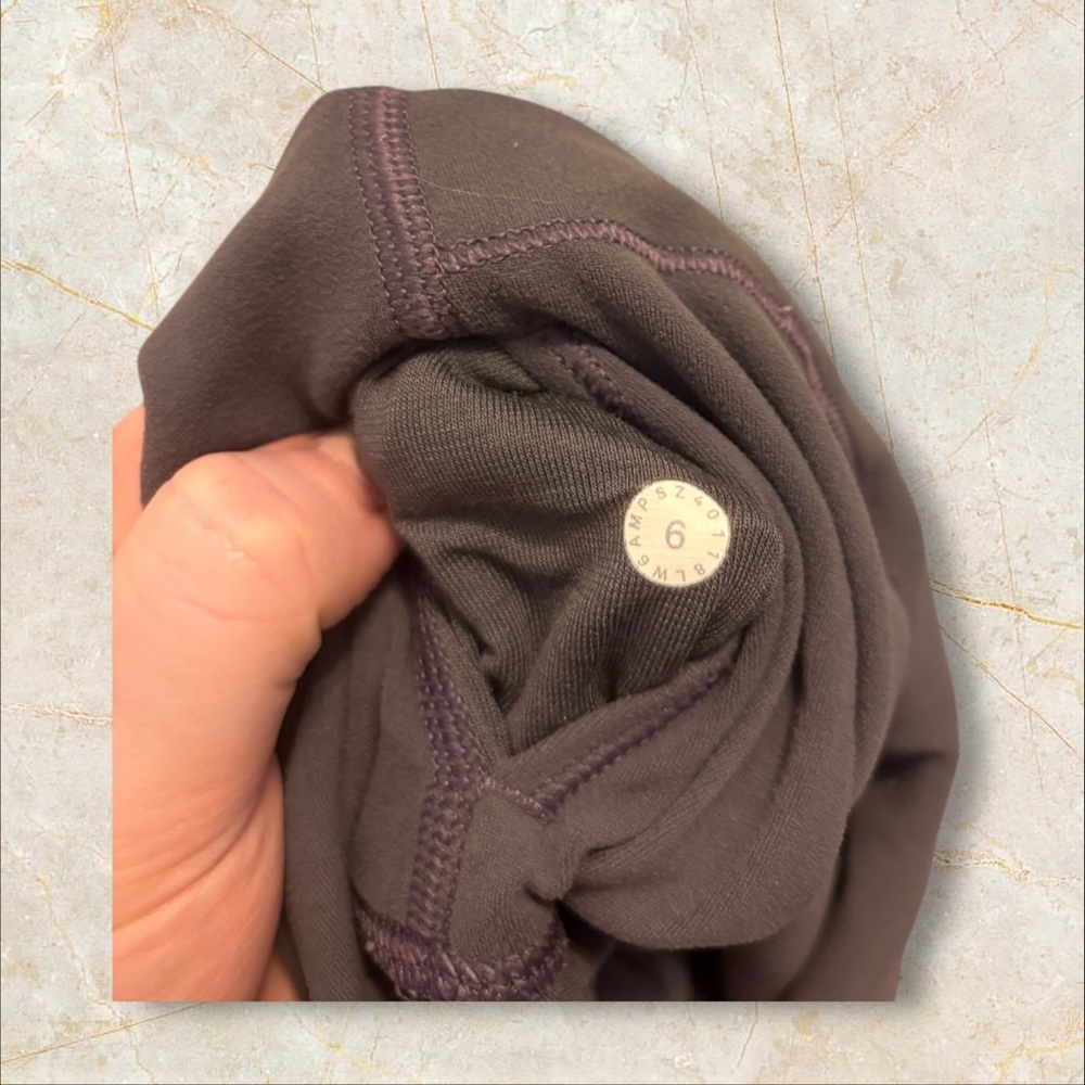 Lululemon aligns - Picture 3 of 4